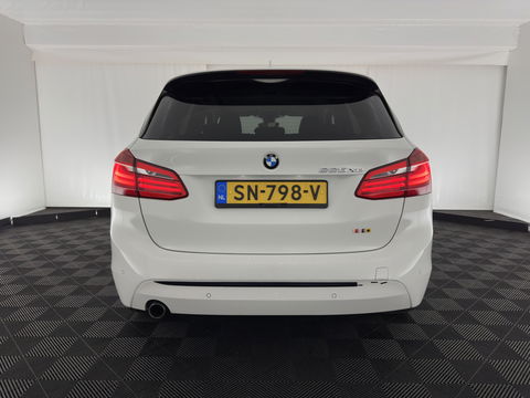 BMW 2 Serie Active Tourer 225xe Sport-Line Centennial High Executive Aut. *FULL-LED | NAVI-FULLMAP | HEATED-SPORTSEATS | ECC | PRIVACY-GLASS | PDC | CRUISE | 18''ALU*