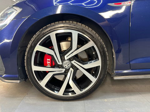 Volkswagen Golf 2.0 TSI GTI Performance Pano|Keyles|DCC|Camera