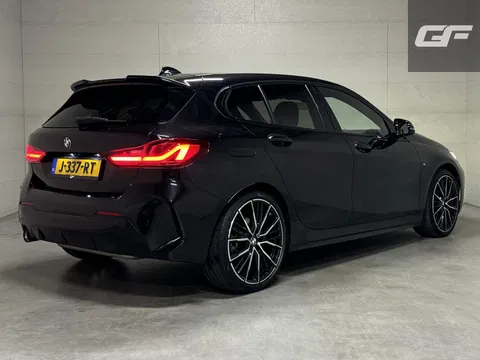 BMW 1 Serie 118i M Sport CarPlay Cruise Leer Sfeer Camera NAP