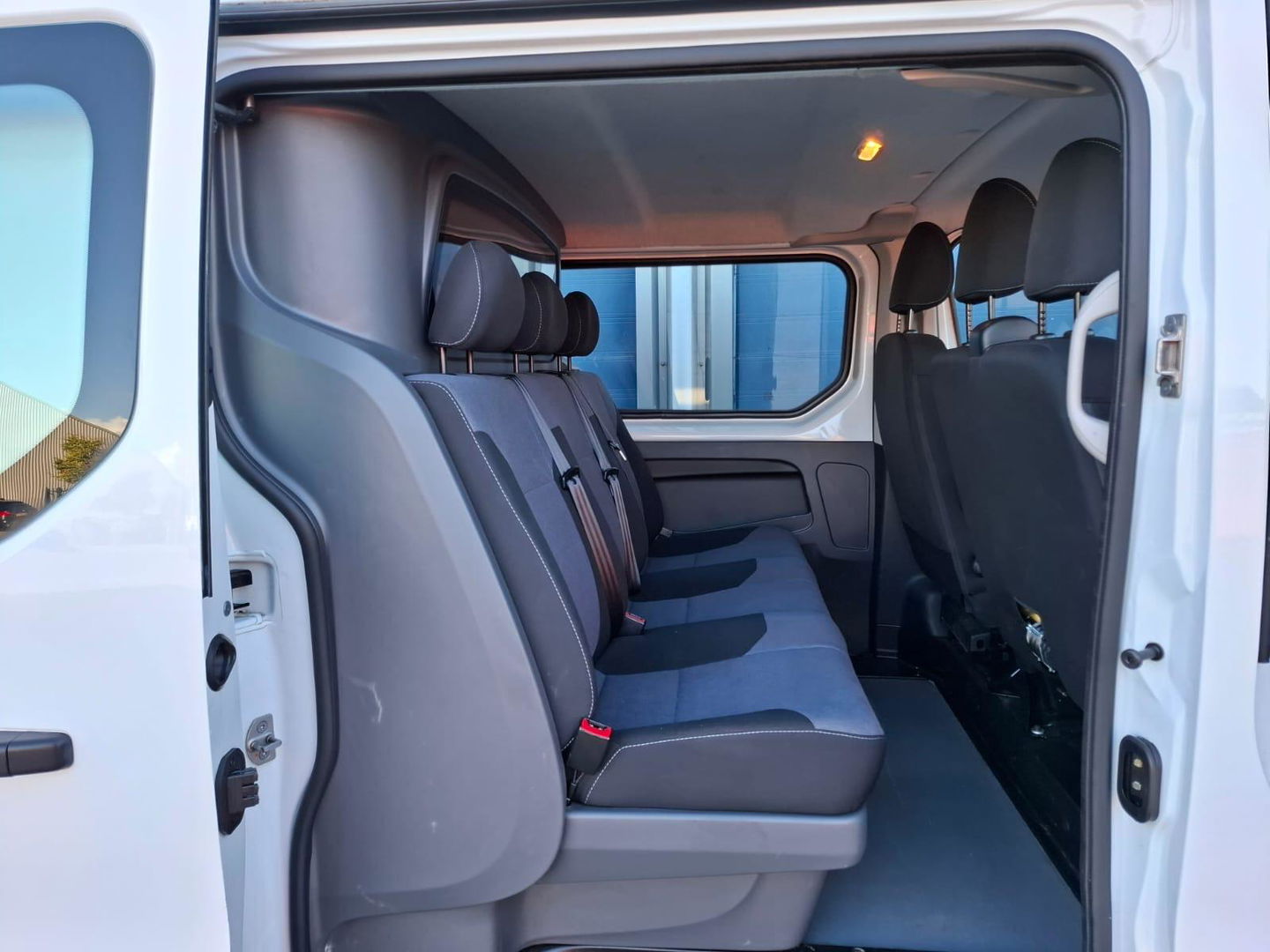 Opel Vivaro 1.6 CDTI L2H1 DC Edition EcoFlex DUBBEL CABINE / AIRCO / CRUISE CONTROLE / OPRIJPLAAT / EURO 6