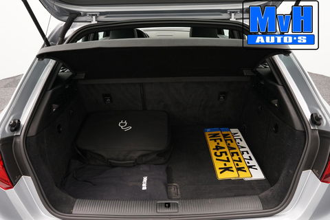 Audi A3 Sportback 1.4 e-tron S-Line|VIRTUAL|SPORTSTOEL|TREKHAAK