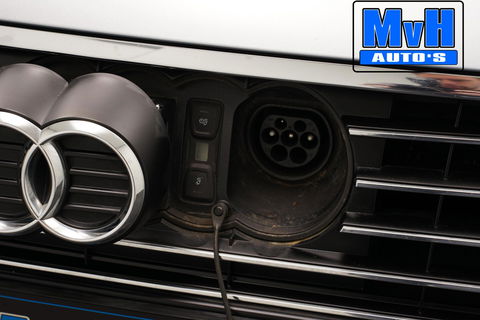Audi A3 Sportback 1.4 e-tron S-Line|VIRTUAL|SPORTSTOEL|TREKHAAK