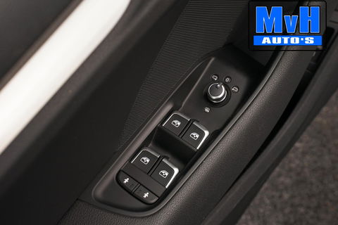 Audi A3 Sportback 1.4 e-tron S-Line|VIRTUAL|SPORTSTOEL|TREKHAAK