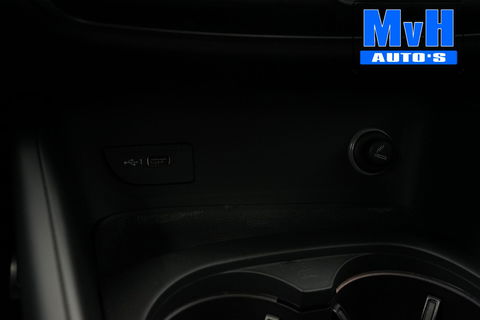 Audi A3 Sportback 1.4 e-tron S-Line|VIRTUAL|SPORTSTOEL|TREKHAAK