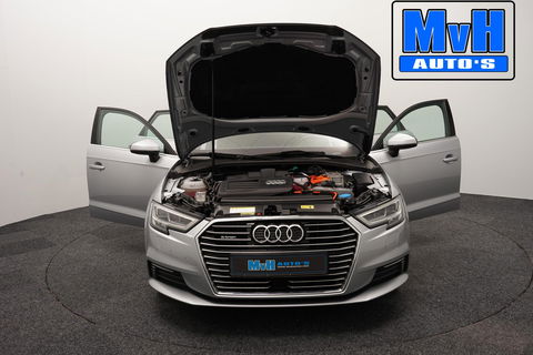 Audi A3 Sportback 1.4 e-tron S-Line|VIRTUAL|SPORTSTOEL|TREKHAAK