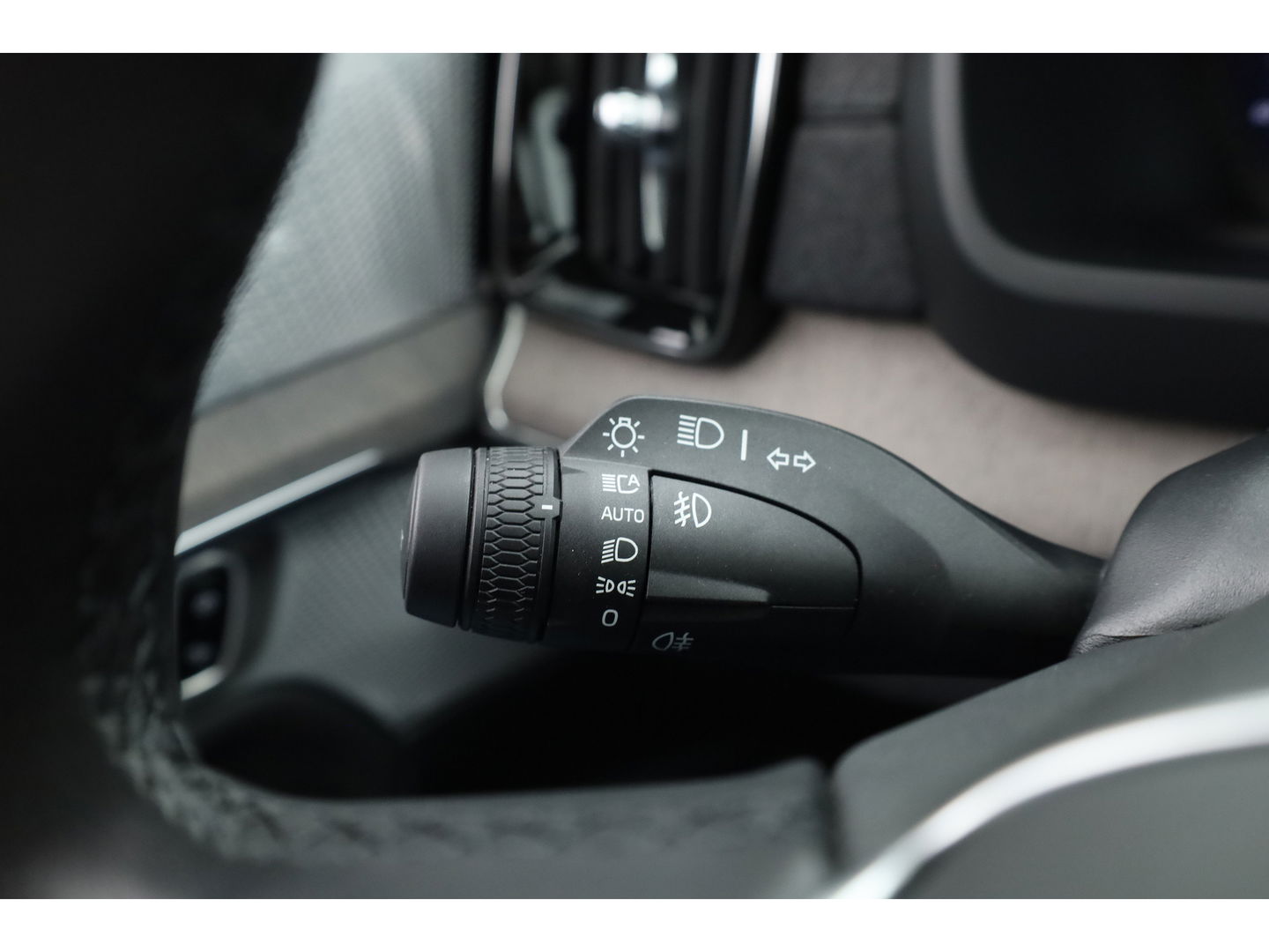 Volvo XC90 T8 Recharge Plus Bright | Bowers & Wilkins | Stoelventilatie | HUD | Luchtvering | 360cam | Adapt. Cruise