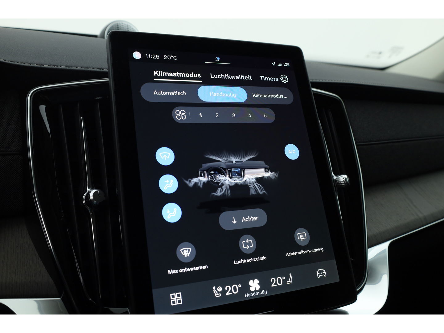 Volvo XC90 T8 Recharge Plus Bright | Bowers & Wilkins | Stoelventilatie | HUD | Luchtvering | 360cam | Adapt. Cruise