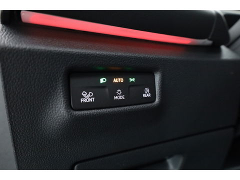 Volkswagen Tiguan eHybrid R-Line Edition Black Style 272pk | Pano | Stoelventi. | Memory seats | Leder | Massage | Elek. trekhaak | 20''