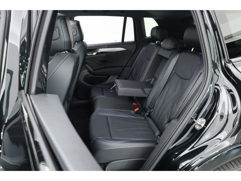 Volkswagen Tiguan eHybrid R-Line Edition Black Style 272pk | Pano | Stoelventi. | Memory seats | Leder | Massage | Elek. trekhaak | 20''