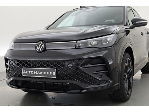 Volkswagen Tiguan eHybrid R-Line Edition Black Style 272pk | Pano | Stoelventi. | Memory seats | Leder | Massage | Elek. trekhaak | 20''