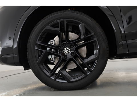 Volkswagen Tiguan eHybrid R-Line Edition Black Style 272pk | Pano | Stoelventi. | Memory seats | Leder | Massage | Elek. trekhaak | 20''