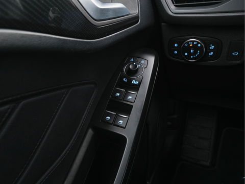 Ford FOCUS Wagon 2.0 ST-Line-X Business EcoBlue (INCL-BTW) Aut. *ADAPTIVE-CRUISE | DIGI-COCKPIT | KEYLESS | CAMERA | NAVI-FULLMAP | HEATED-SPORTSEATS | DAB+ | SHIFT-PADDLES | ECC | PDC | TOWBAR | 18''ALU*