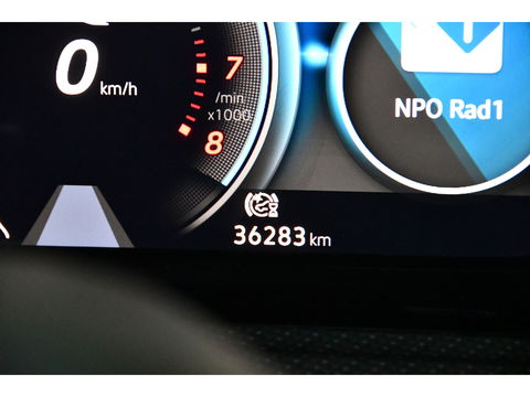 Volkswagen Golf 1.5 eTSI R-LINE PANO H&K VOL