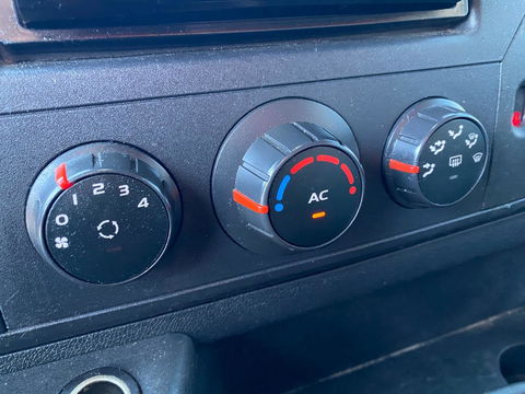 Opel Movano 2.3 CDTI L2H2 AIRCO / CRUISE CONTROLE / CAMERA / TREKHAAK / N.A.P