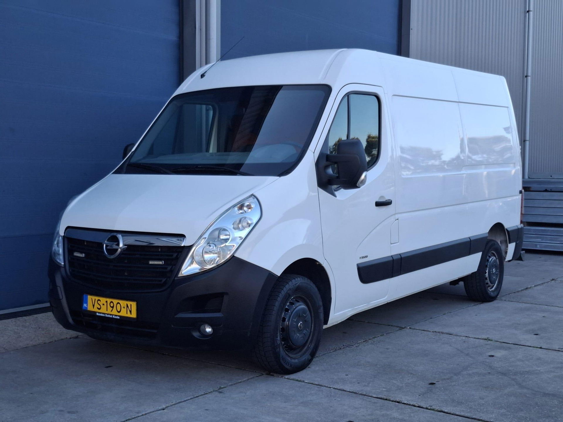 Opel Movano 2.3 CDTI L2H2 AIRCO / CRUISE CONTROLE / CAMERA / TREKHAAK / N.A.P