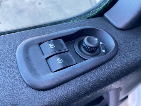 Opel Movano 2.3 CDTI L2H2 AIRCO / CRUISE CONTROLE / CAMERA / TREKHAAK / N.A.P