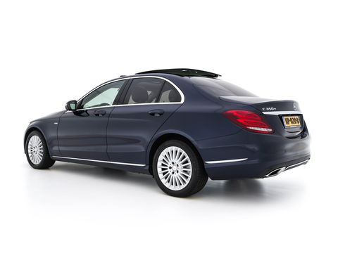 Mercedes-Benz C-Klasse 350 e Lease Edition Aut. *PANO | LUXURY-LEATHER | BURMESTER-AUDIO | FULL-LED | NAVI-FULLMAP | HEATED-SPORTSEATS | CAMERA | AIRMATIC | PRIVACY-GLASS | ECC | CRUISE | KEYLESS | 17''ALU*