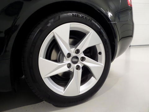 Audi A4 Cabriolet 2.0 TFSI S-Line "Automaat" Leer Xenon Stoelverwarming Bose Cruise-control Youngtimer in uniek mooie staat!