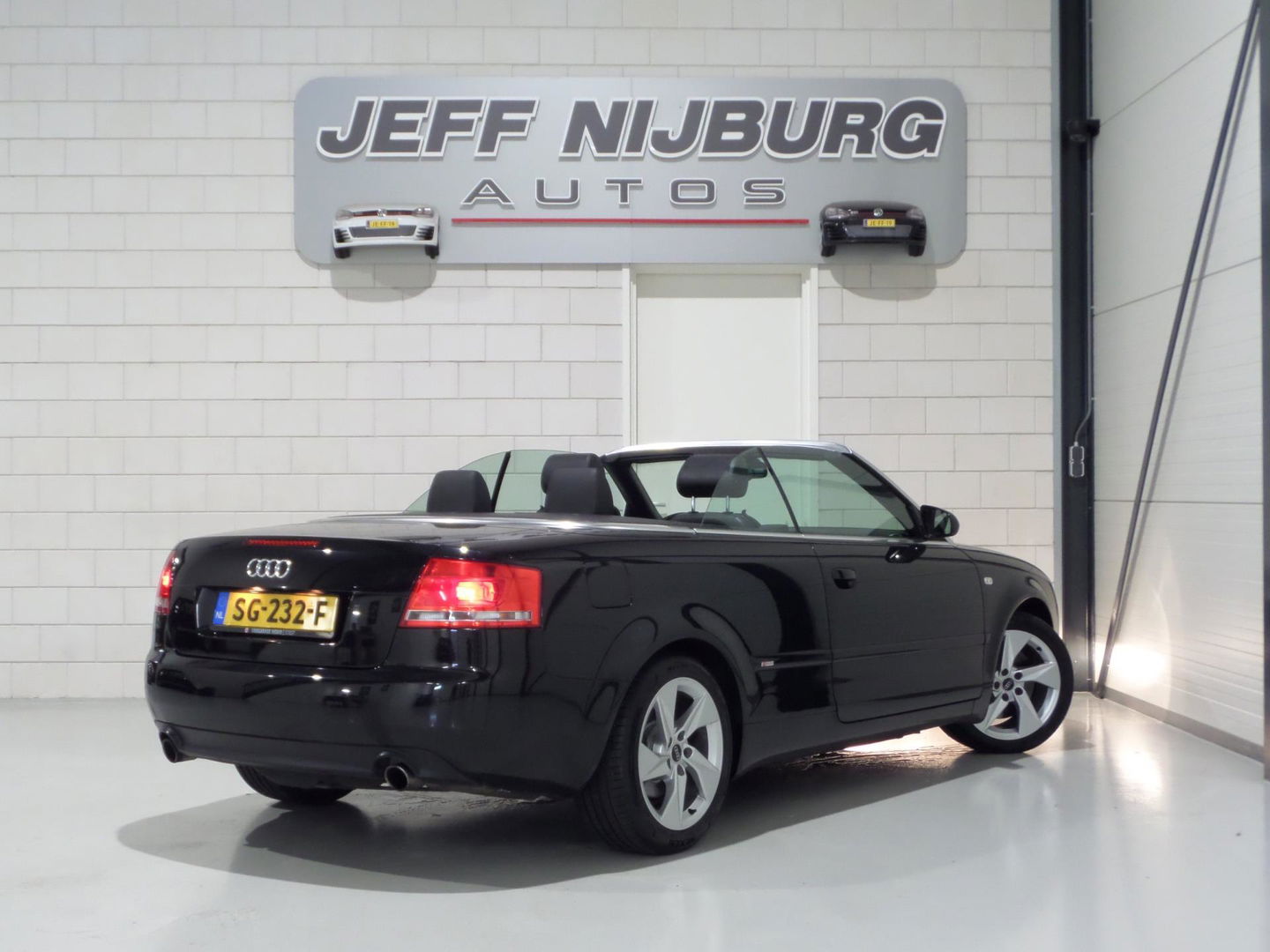 Audi A4 Cabriolet 2.0 TFSI S-Line "Automaat" Leer Xenon Stoelverwarming Bose Cruise-control Youngtimer in uniek mooie staat!