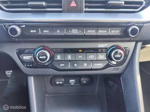 Kia Niro 1.6 GDi Hybrid DynamicPlusLine, Leer, Camera, Carplay