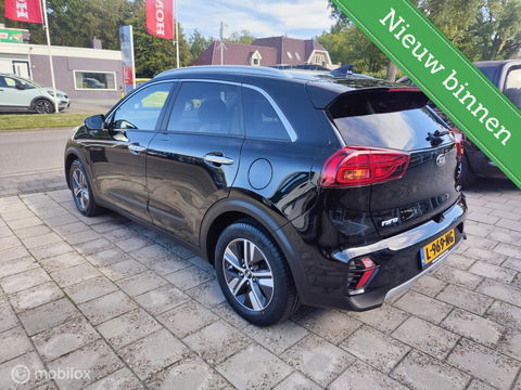 Kia Niro 1.6 GDi Hybrid DynamicPlusLine, Leer, Camera, Carplay