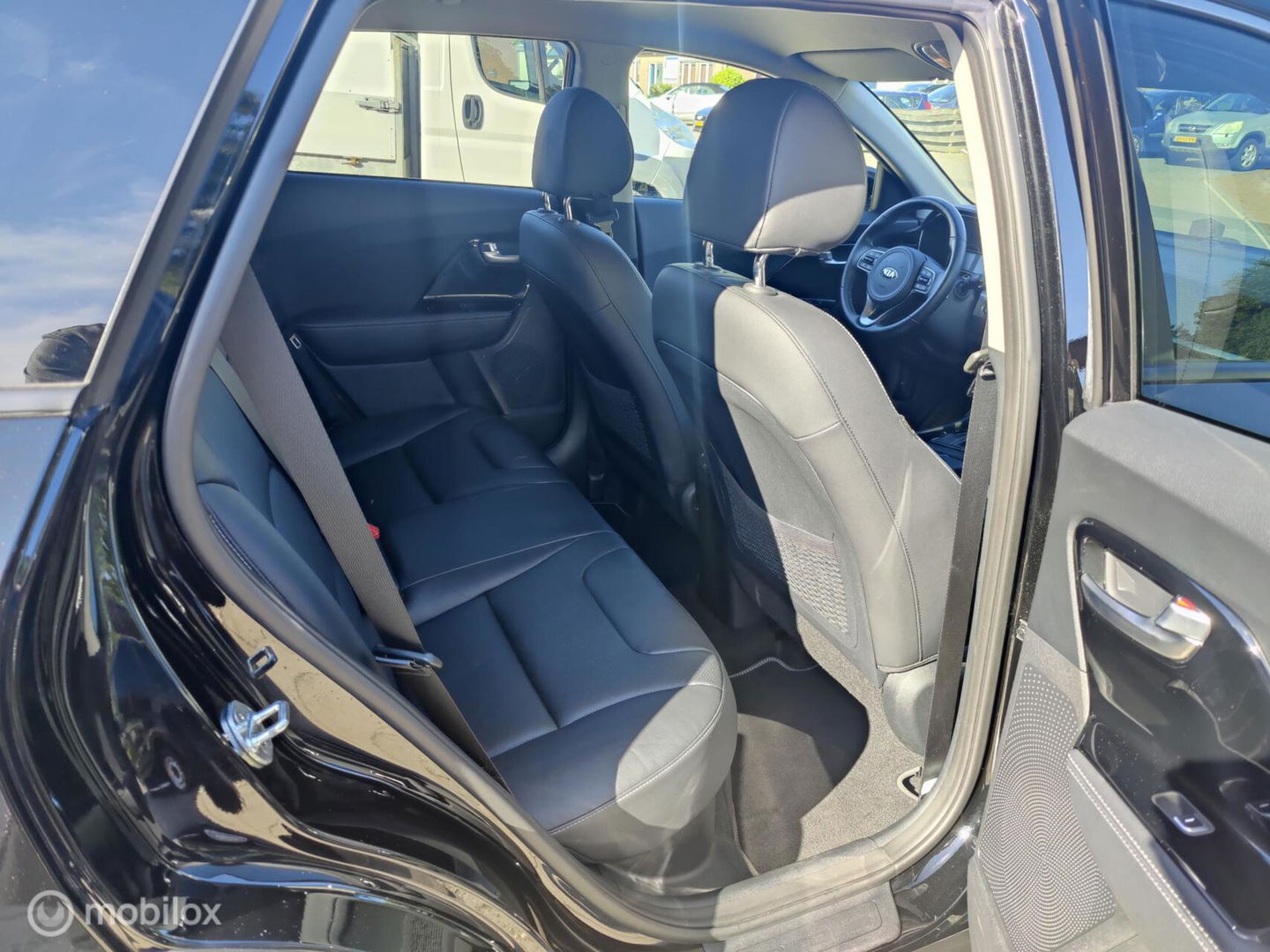 Kia Niro 1.6 GDi Hybrid DynamicPlusLine, Leer, Camera, Carplay