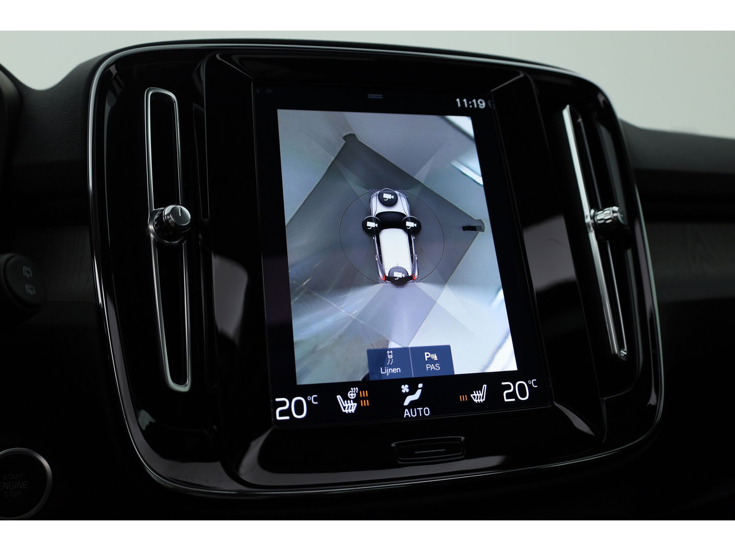 Volvo XC40 1.5 T4 Recharge Inscription | Leer | Pano-dak | ACC | 360 camera | elek. stoelen | 4x stoel + stuurverw. |