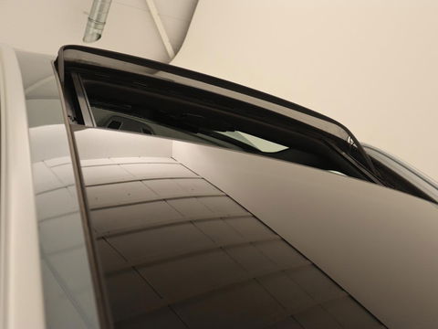 BMW 5 Serie 520i High Executive | Panoramadak | Trekhaak | Leder | Stoelverwarming | Camera | Head-Up | Navigatie | Full LED | Climate control