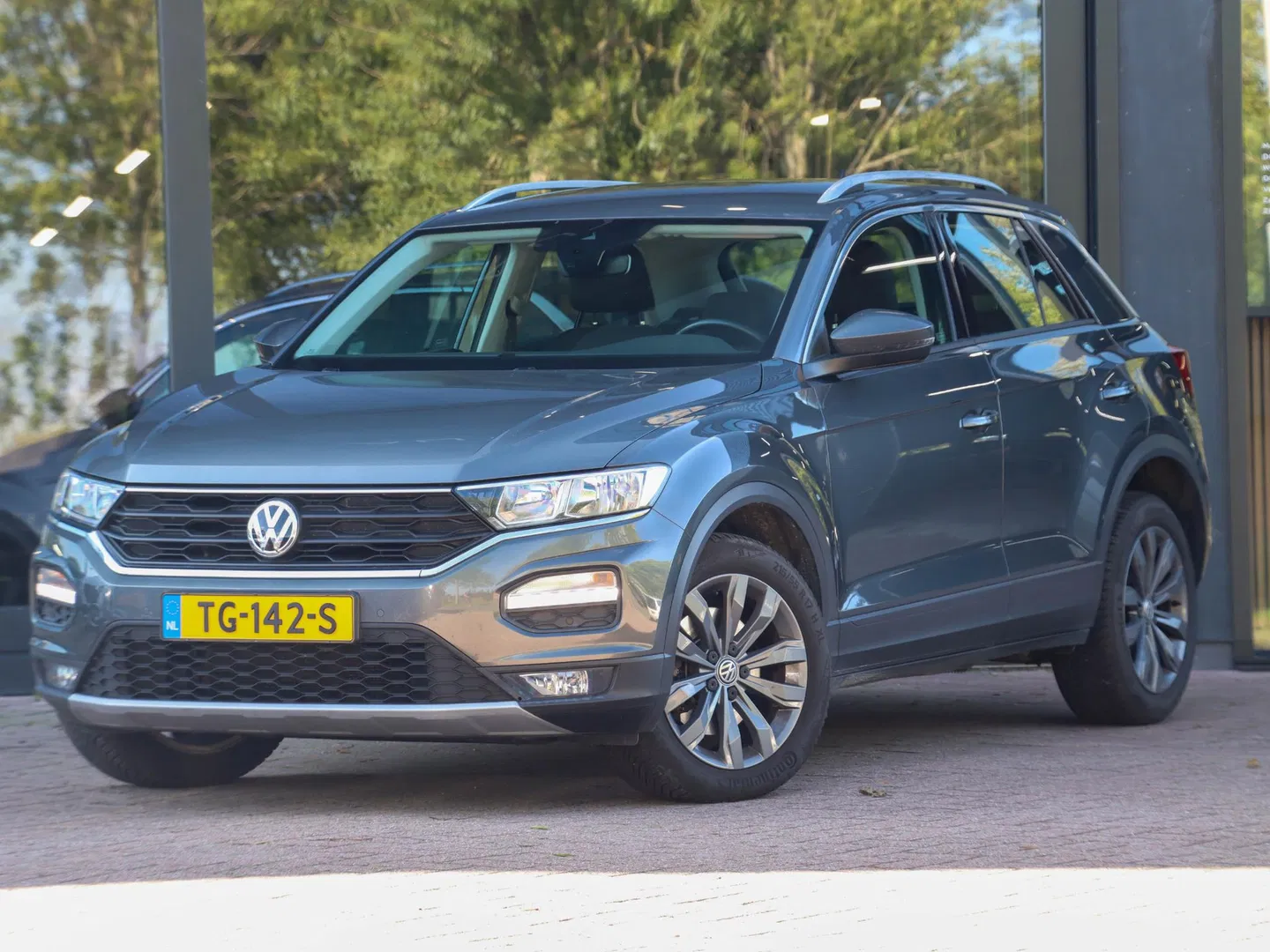 Volkswagen T-Roc 1.0 TSI Style 115pk Trekhaak Navigatie Camera