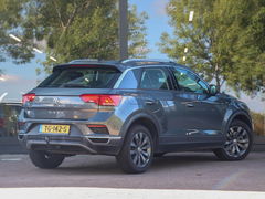 Volkswagen T-Roc 1.0 TSI Style 115pk Trekhaak Navigatie Camera