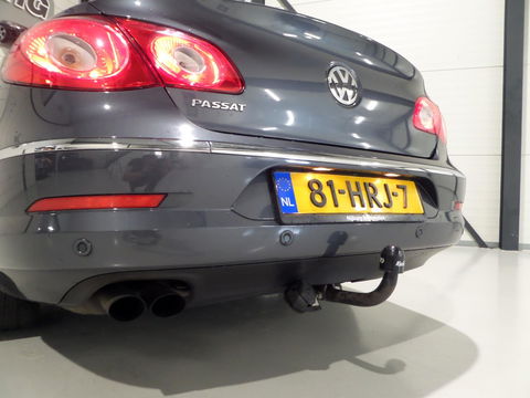 Volkswagen Passat CC 1.8 TSI "Origineel NL!" Panoramadak Xenon Navigatie Bluetooth Trekhaak Parkeersensoren Youngtimer Garantie