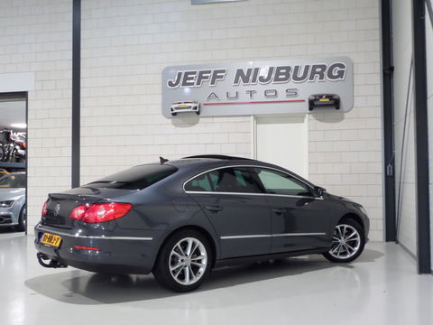 Volkswagen Passat CC 1.8 TSI "Origineel NL!" Panoramadak Xenon Navigatie Bluetooth Trekhaak Parkeersensoren Youngtimer Garantie