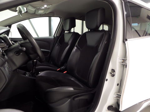 Renault Clio Estate 0.9 TCe Intens "Origineel NL!" Trekhaak Bluetooth Climatronic Cruise-control Half-Leder Parkeersensoren