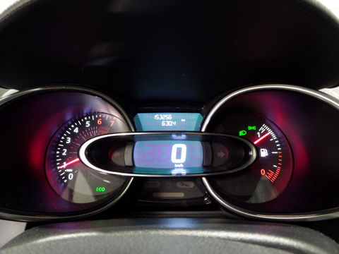 Renault Clio Estate 0.9 TCe Intens "Origineel NL!" Trekhaak Bluetooth Climatronic Cruise-control Half-Leder Parkeersensoren