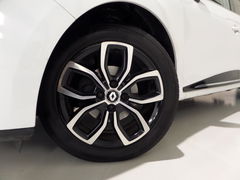Renault Clio Estate 0.9 TCe Intens "Origineel NL!" Trekhaak Bluetooth Climatronic Cruise-control Half-Leder Parkeersensoren