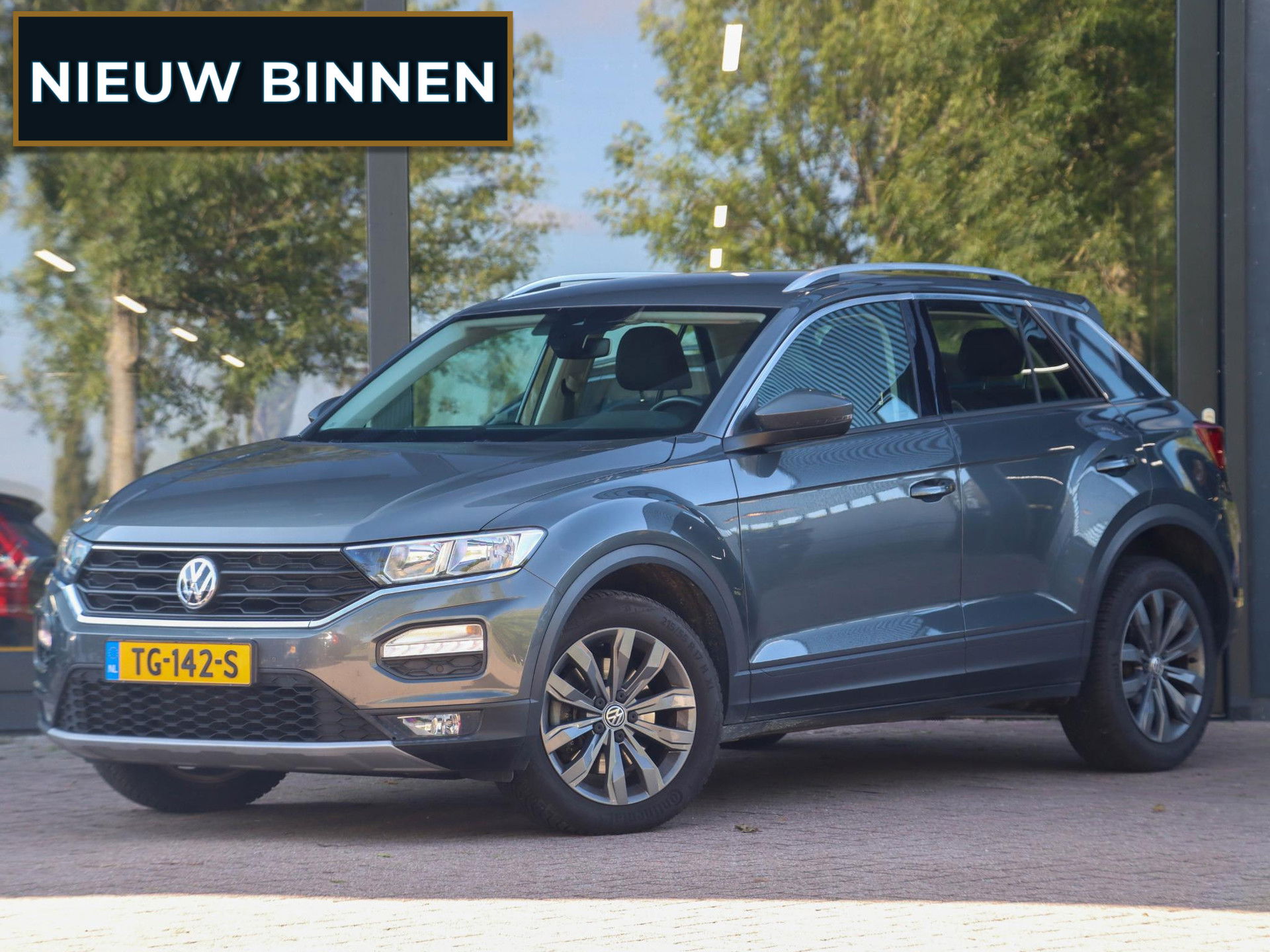 Volkswagen T-Roc 1.0 TSI Style 115pk Trekhaak Navigatie Camera