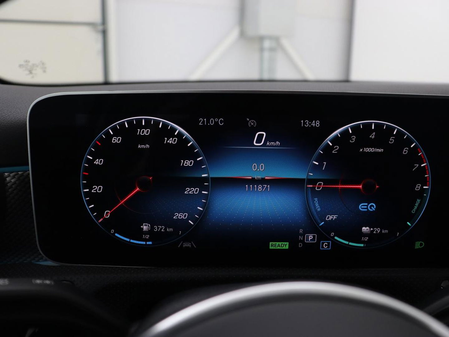 Mercedes-Benz A-Klasse 250e Business Solution Luxury | Leder | Trekhaak | Stoelverwarming | Camera | Sfeerverlichting | Navigatie | Park Assist | Full LED | Widescreen