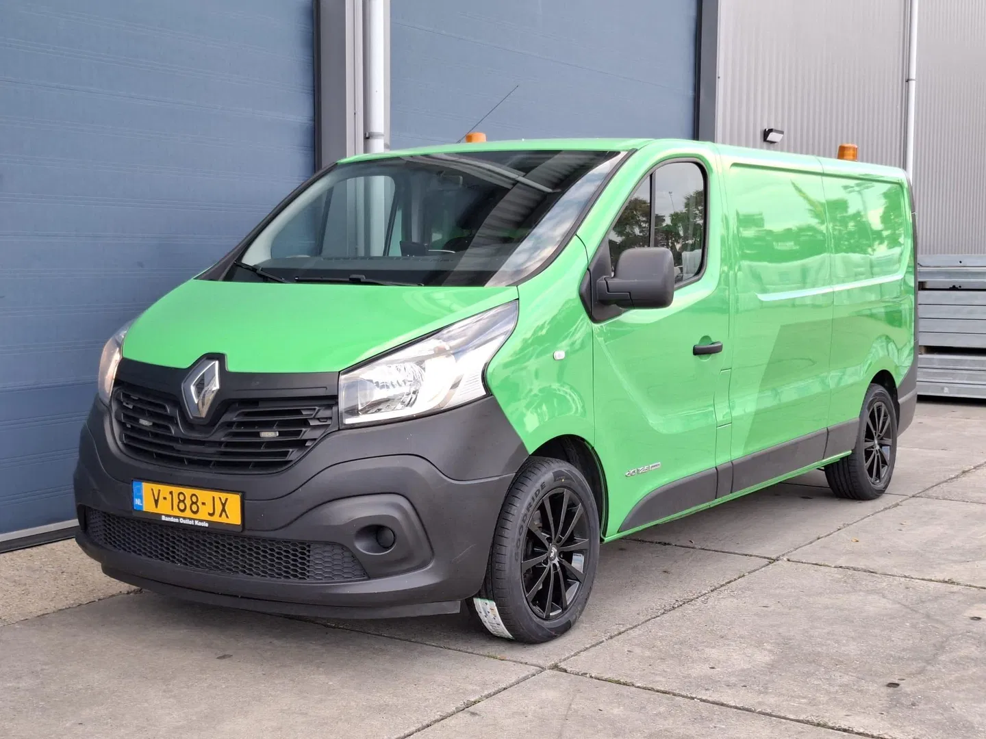 Renault Trafic 1.6 dCi T29 L2H1 Comfort Energy KASTEN INRICHTING / AIRCO / CRUISE CONTROLE / NAVI / CAMERA / TREKHAAK