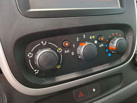 Renault Trafic 1.6 dCi T29 L2H1 Comfort Energy KASTEN INRICHTING / AIRCO / CRUISE CONTROLE / NAVI / CAMERA / TREKHAAK
