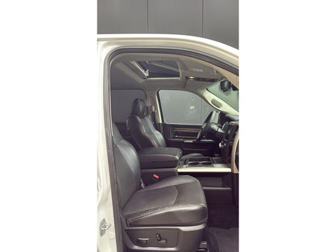 Dodge Ram 1500 5.7 V8 4x4 Crew Cab 5'7 Laramie 4WD LPG Catalogusprijs  € 25977