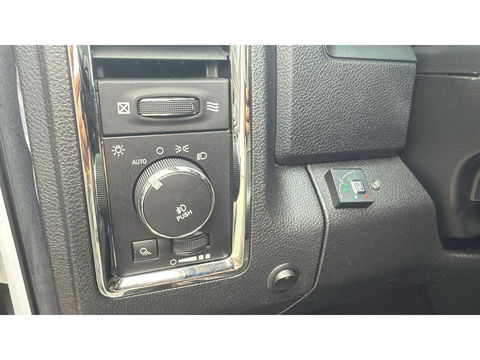 Dodge Ram 1500 5.7 V8 4x4 Crew Cab 5'7 Laramie 4WD LPG Catalogusprijs  € 25977