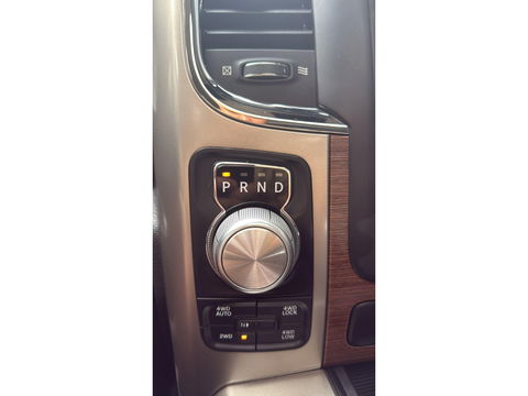 Dodge Ram 1500 5.7 V8 4x4 Crew Cab 5'7 Laramie 4WD LPG Catalogusprijs  € 25977