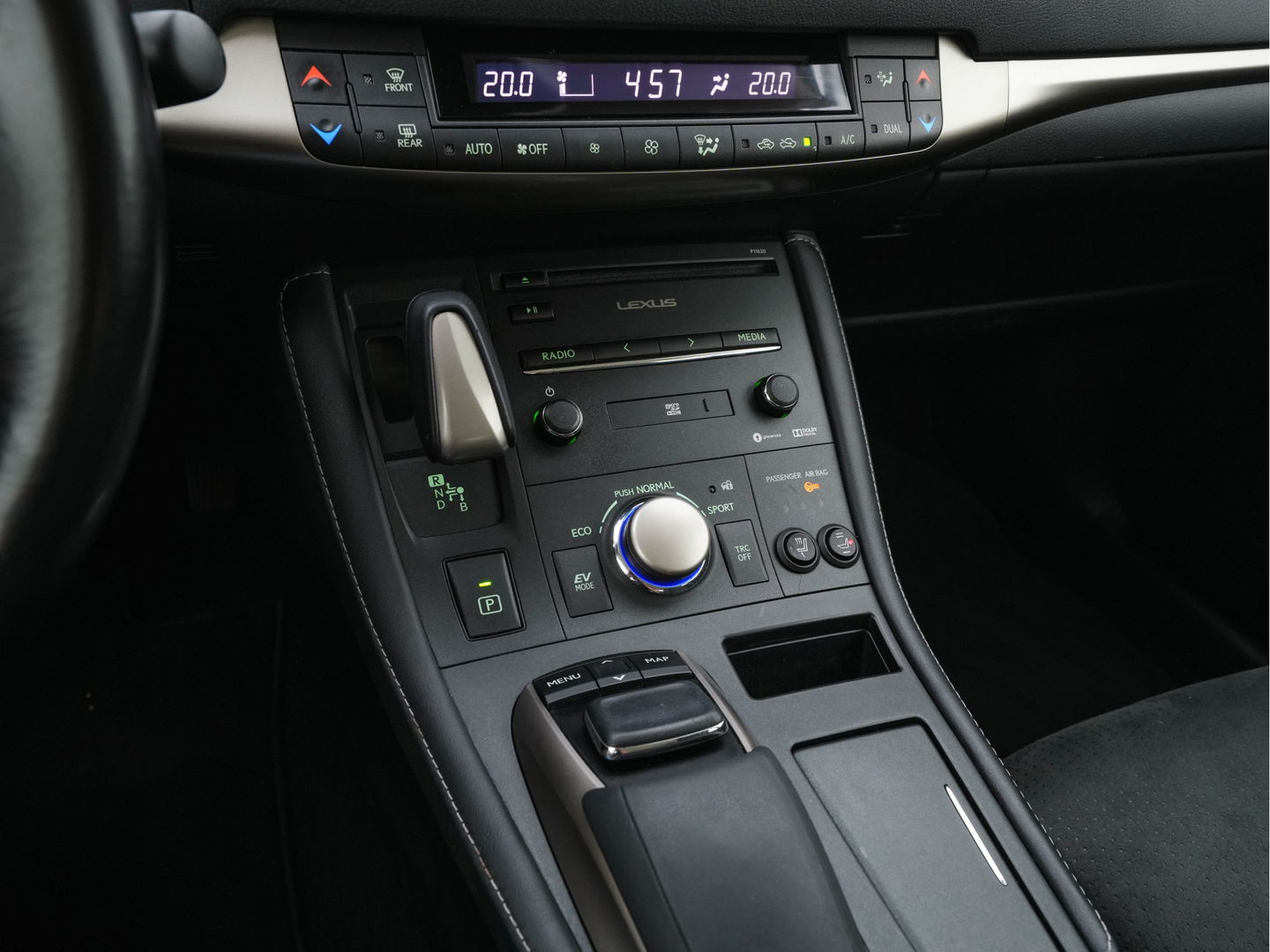 Lexus CT 200h Edition-30 Aut. *FULL-LED | ALCANTARA | NAVI-FULLMAP | HEATED-COMFORTSEATS | CAMERA | KEYLESS | ECC | LANE-ASSIST | PDC | ADAPTIVE-CRUISE | TOWBAR | PREMIUM-HIFI | 16"ALU*