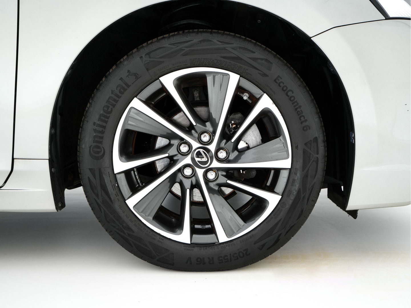 Lexus CT 200h Edition-30 Aut. *FULL-LED | ALCANTARA | NAVI-FULLMAP | HEATED-COMFORTSEATS | CAMERA | KEYLESS | ECC | LANE-ASSIST | PDC | ADAPTIVE-CRUISE | TOWBAR | PREMIUM-HIFI | 16"ALU*