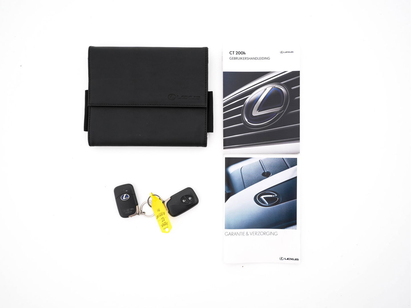 Lexus CT 200h Edition-30 Aut. *FULL-LED | ALCANTARA | NAVI-FULLMAP | HEATED-COMFORTSEATS | CAMERA | KEYLESS | ECC | LANE-ASSIST | PDC | ADAPTIVE-CRUISE | TOWBAR | PREMIUM-HIFI | 16"ALU*