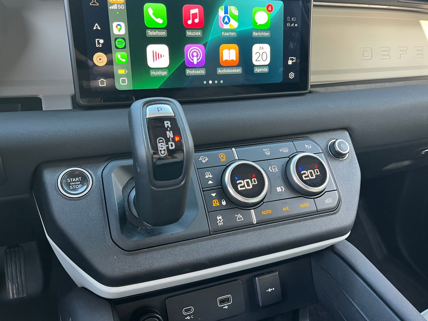 Land Rover Defender 3.0 D250 110 MHEV S|Grijskenteken|Luchtvering|ACC|Leder|360Camera|Carplay|NL-Auto|