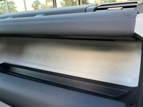 Land Rover Defender 3.0 D250 110 MHEV S|Grijskenteken|Luchtvering|ACC|Leder|360Camera|Carplay|NL-Auto|