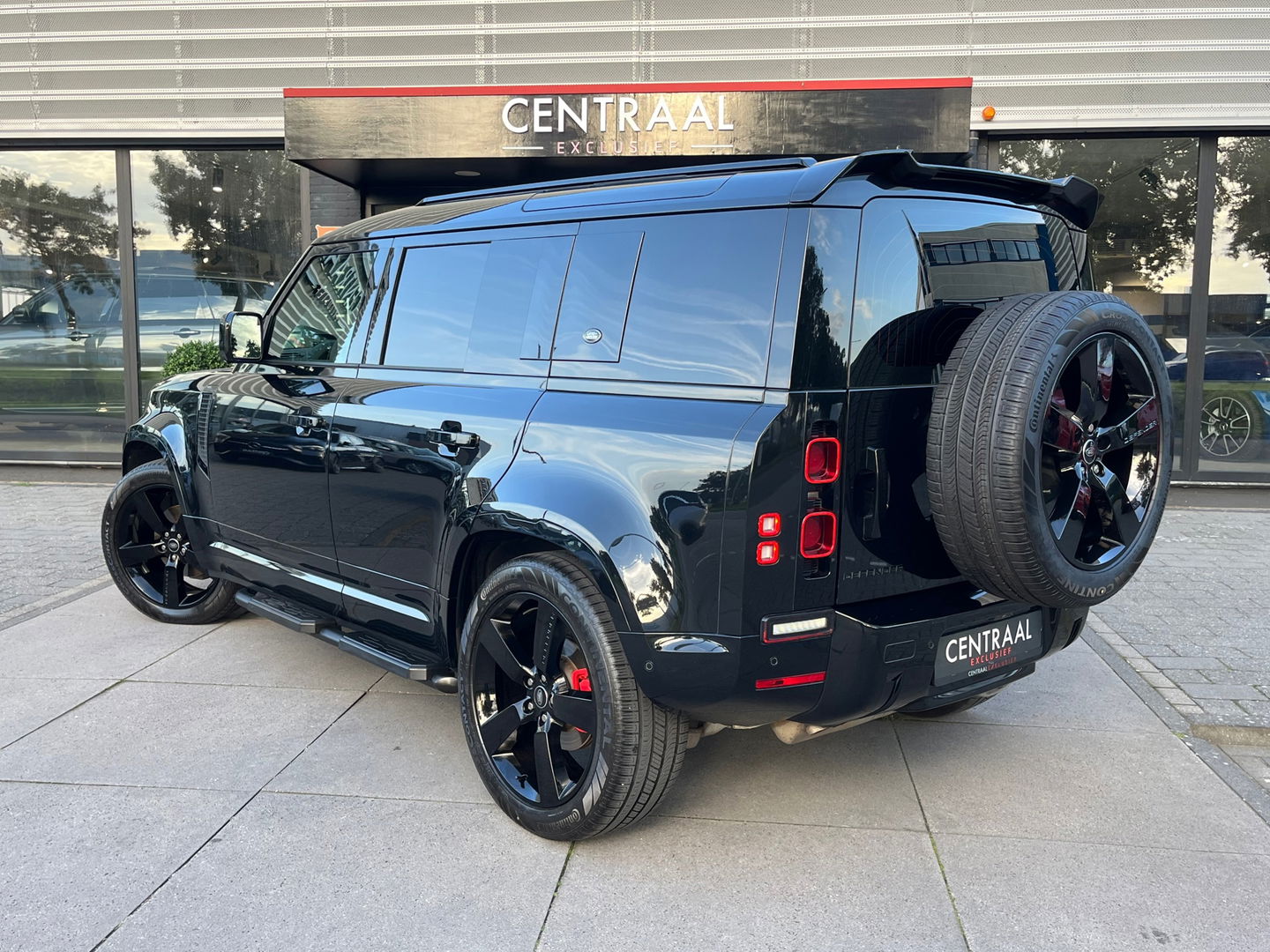 Land Rover Defender 3.0 D250 110 MHEV S|Grijskenteken|Luchtvering|ACC|Leder|360Camera|Carplay|NL-Auto|