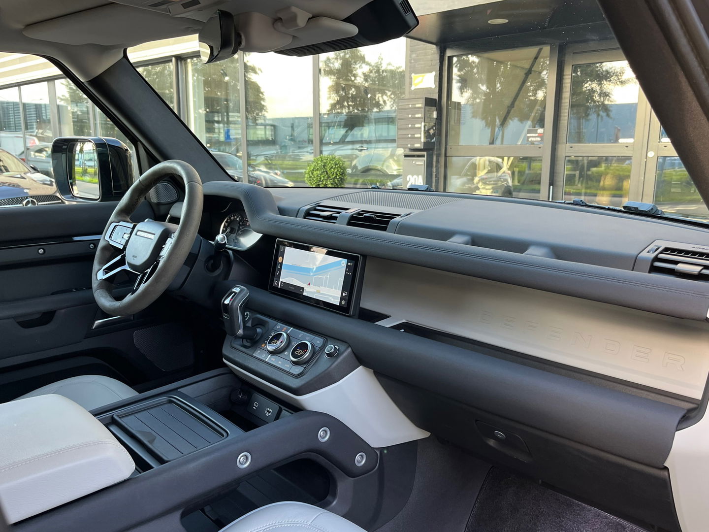 Land Rover Defender 3.0 D250 110 MHEV S|Grijskenteken|Luchtvering|ACC|Leder|360Camera|Carplay|NL-Auto|