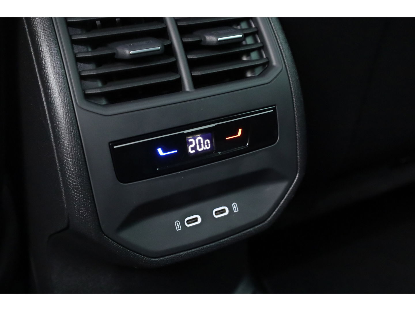 CUPRA Leon 1.4 e-Hybrid 204pk | Adapt. Cruise | Camera | Apple CarPlay | Navi | Stoel- Stuurverw.